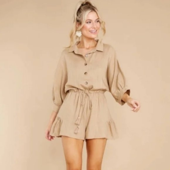 Aakaa tan romper - Picture 1 of 7